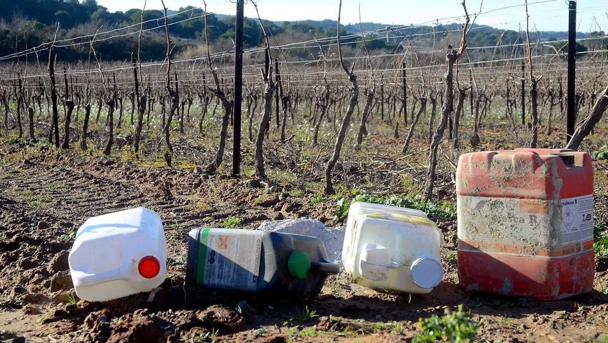 Pesticides dans l’Aude : une charte révisée qui ne répond pas aux attentes des populations